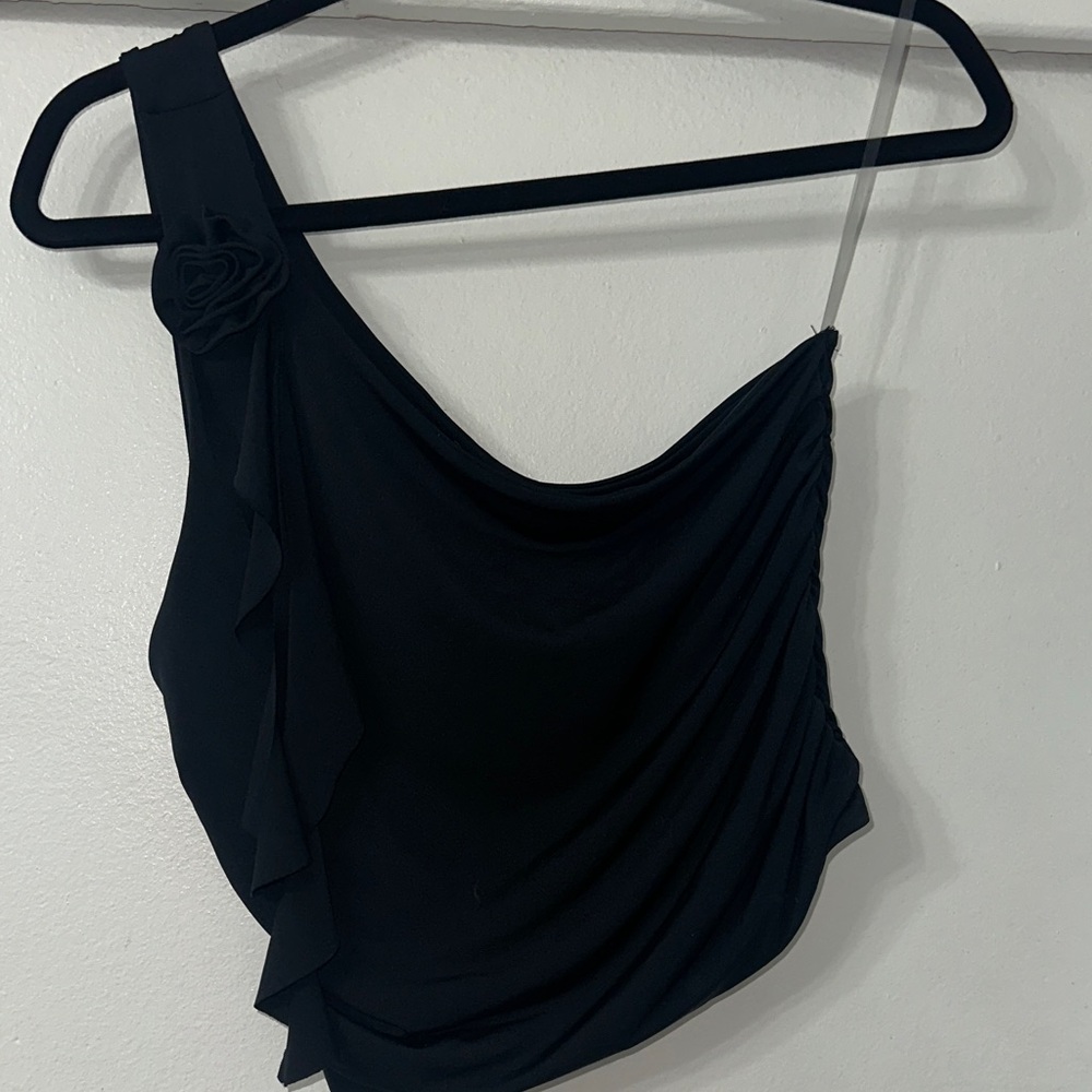 Elegant Black One-Shoulder Top